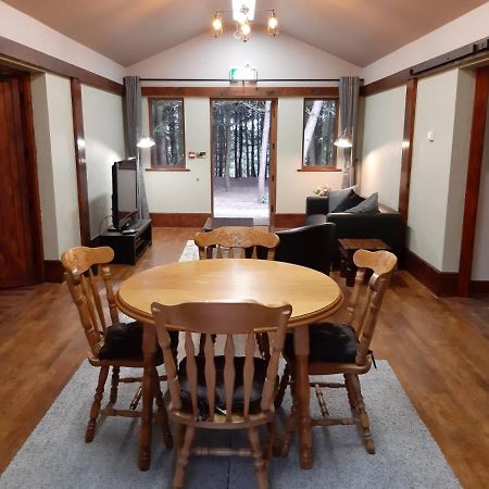 Wyldwood Lodge Cheadle  Exterior foto